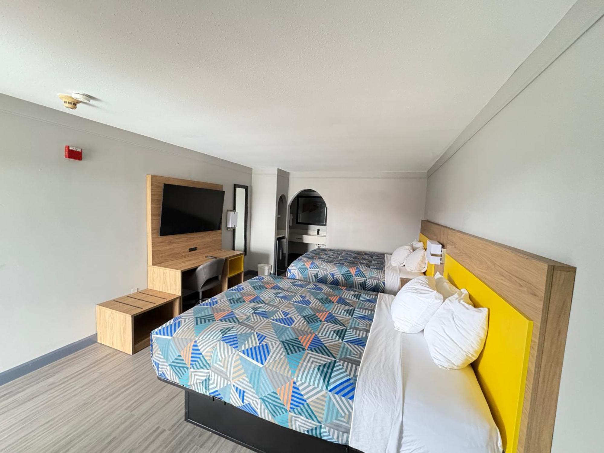Days Inn By Wyndham Gonzales Buitenkant foto