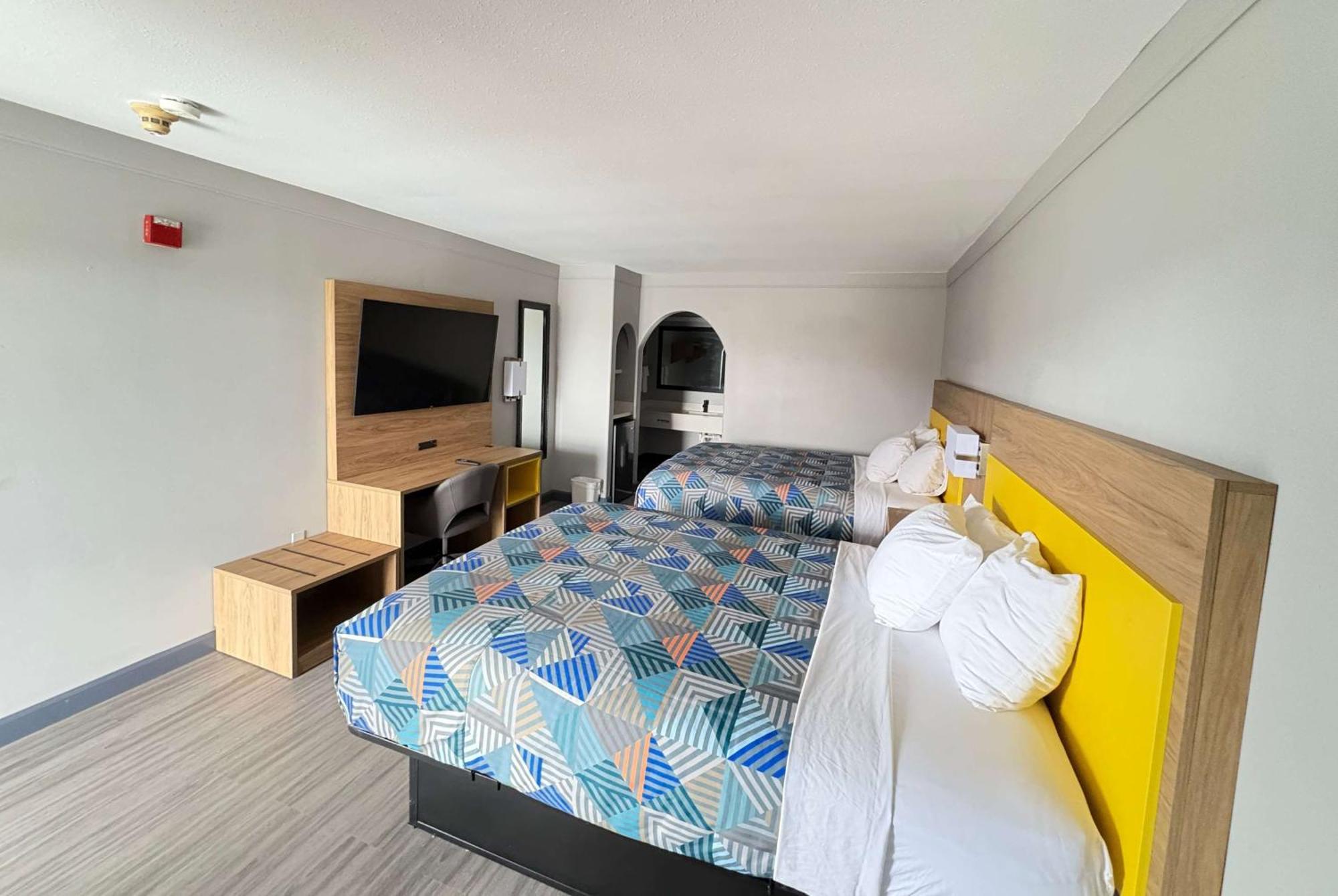 Days Inn By Wyndham Gonzales Buitenkant foto